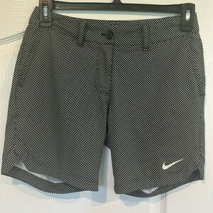 Polkadot Nike golf tour performance dry fit shorts size 4